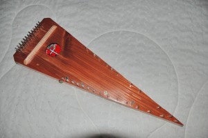 Gregory Trickey bowed psaltery