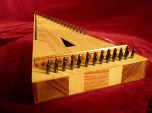 Sunniva Wormsen bowed psaltery